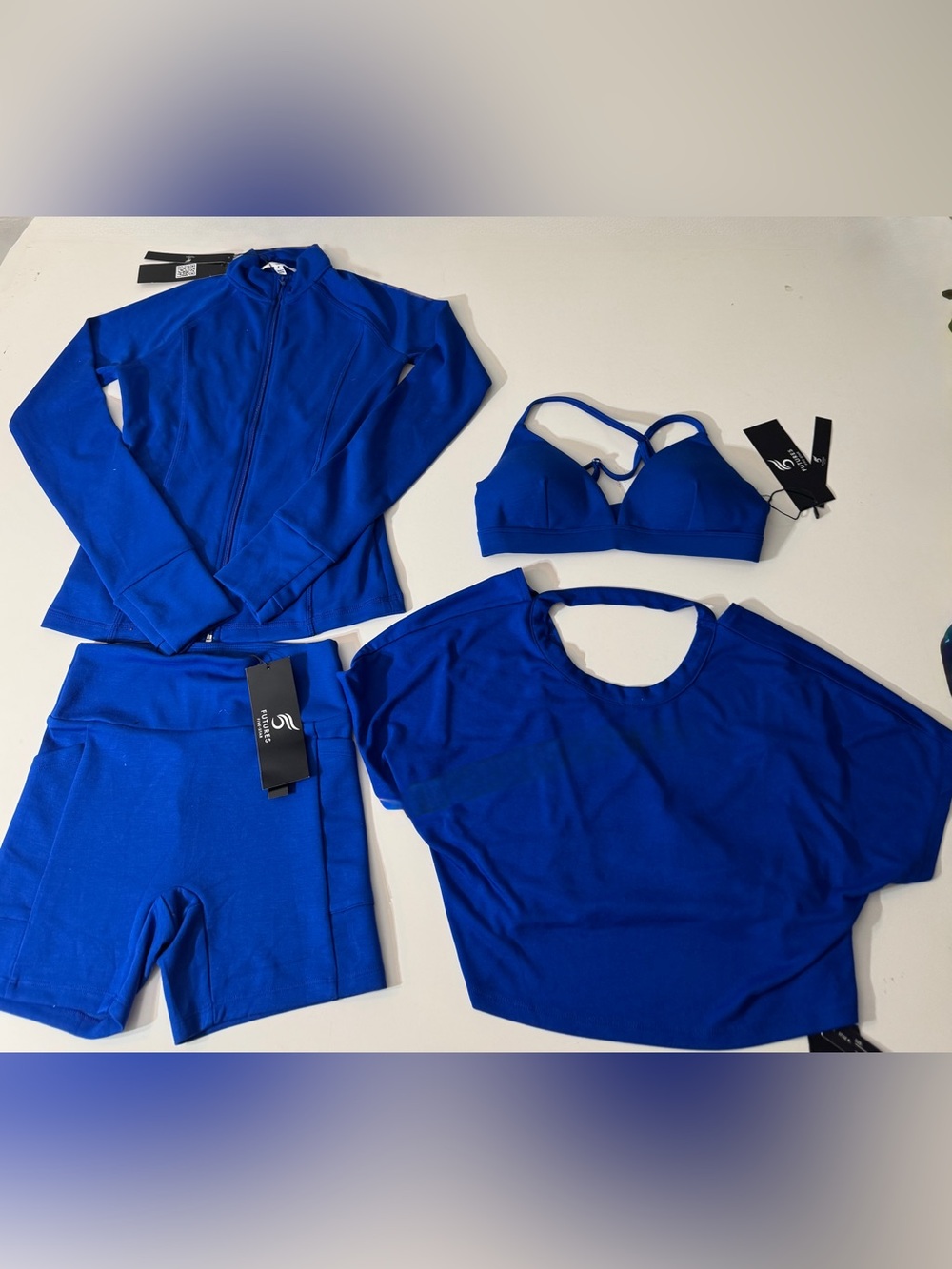 5 Futures - Studio 4 piece set! This fabric beats all competitors..I promise you